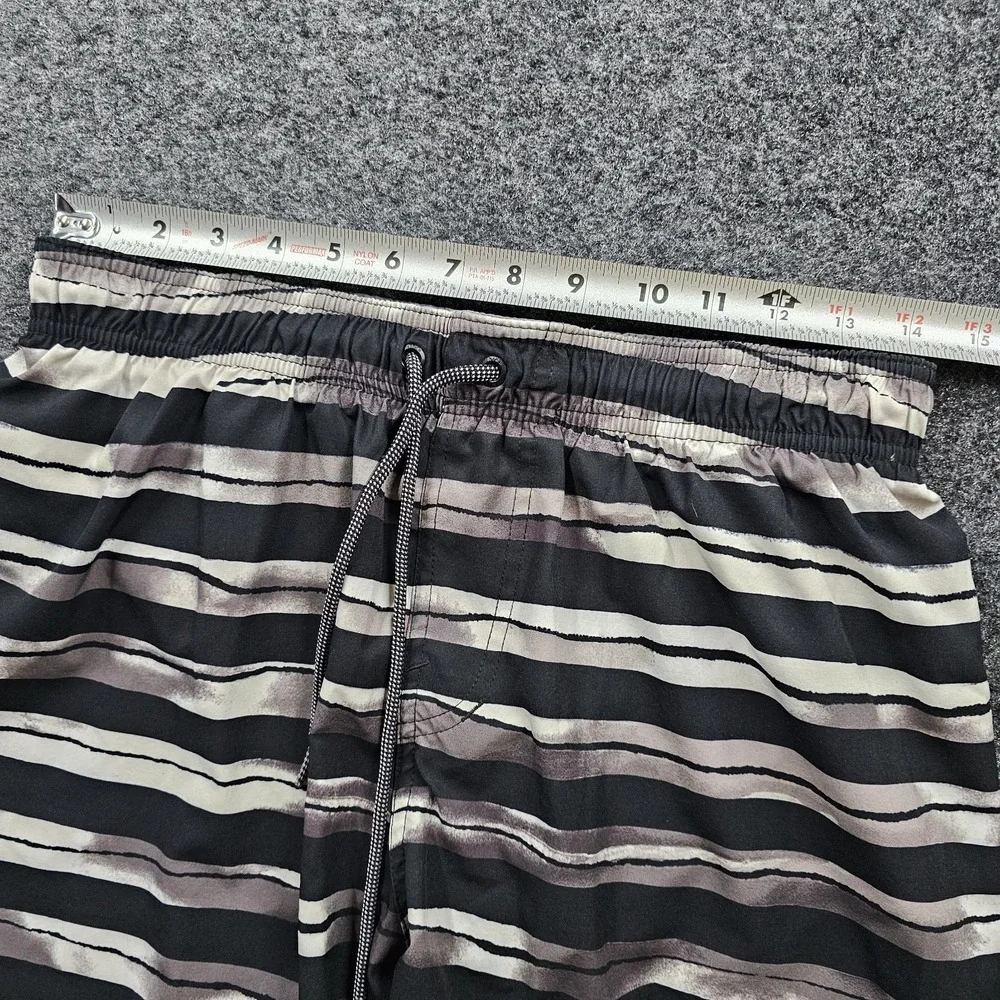 Nike Swim Trunks Shorts Men's Medium Black Gray Striped Drawstring Lined Beach